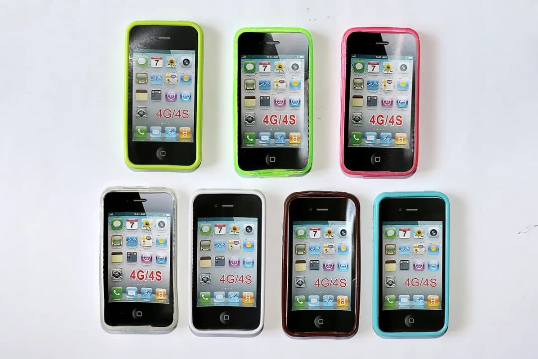 Ile kosztuje obudowa do iPhone 4? Porównaj ceny i znajdź okazje