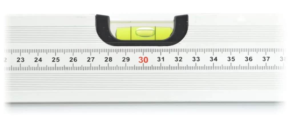 Jak sprawdzić poziomice, aby uniknąć błędów w pomiarach