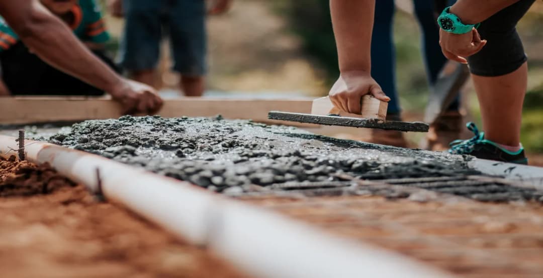 Jaki fundament pod dom wybrać, aby uniknąć problemów z budową?