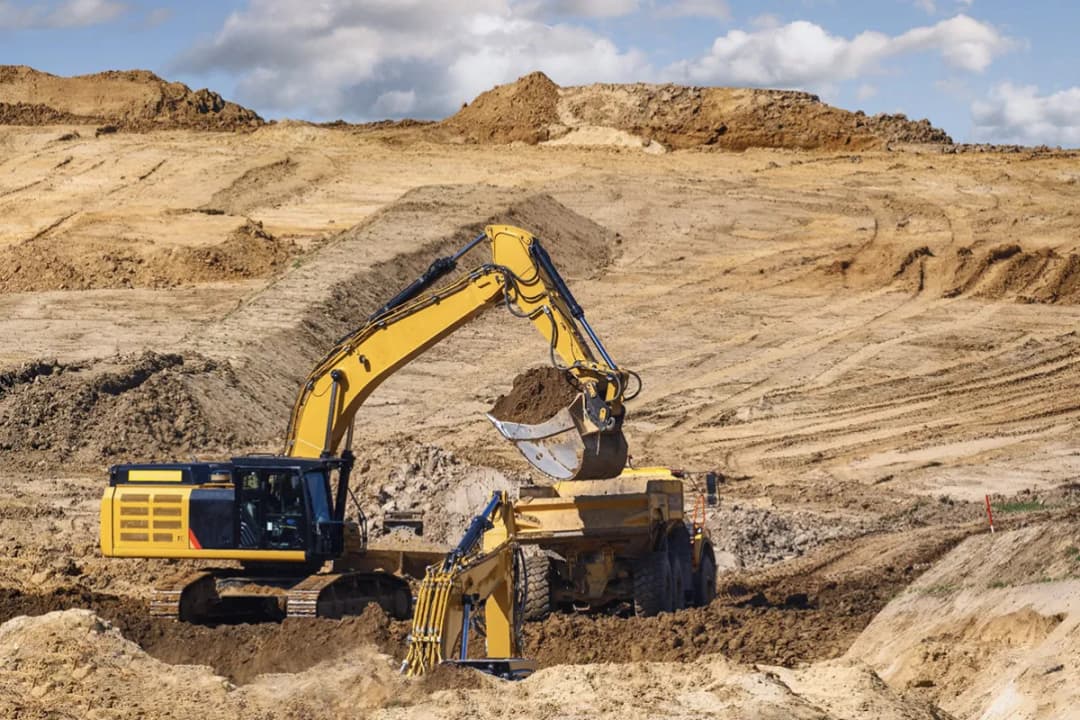 Zwolnica w koparce - klucz do mocy i precyzji w pracy maszyny