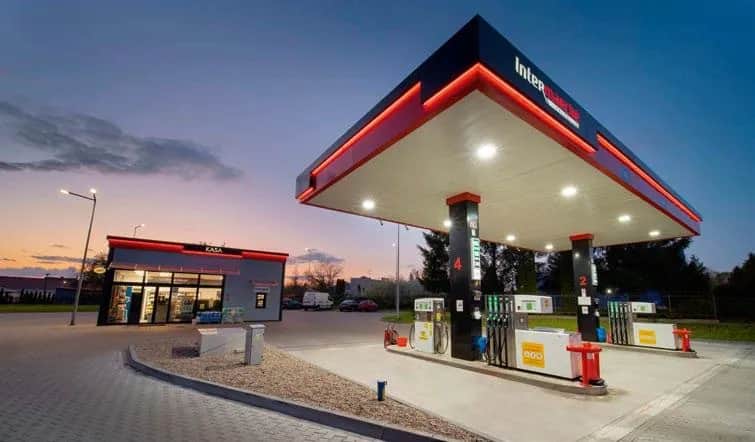 Koszt budowy stacji benzynowej: Szczegółowy przegląd wydatków