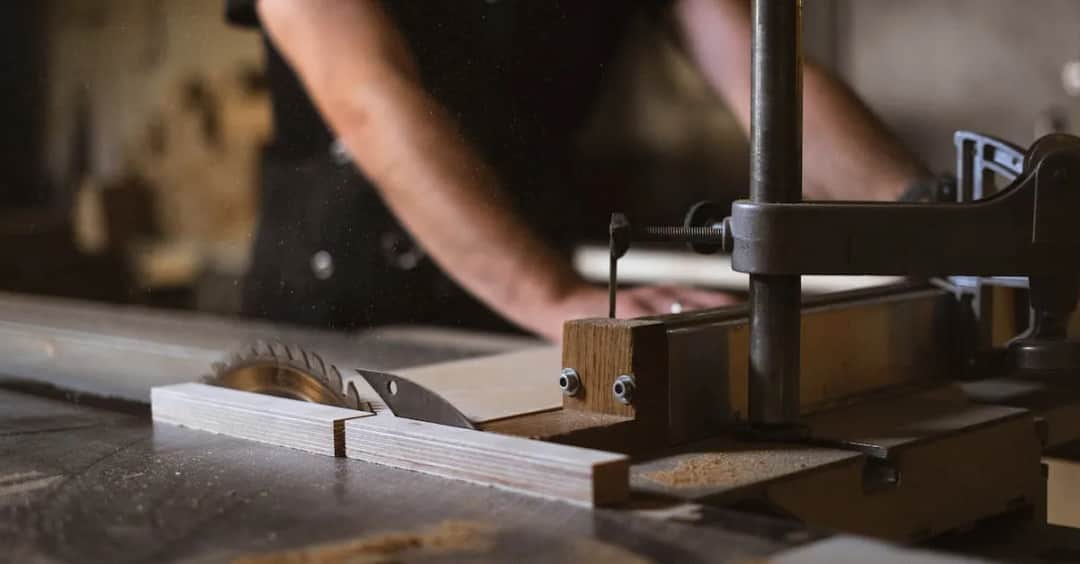 Tarcze tnące do wiertarki: Jak zamienić wiertarkę w pilarkę?