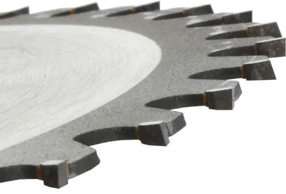 Jakie tarcze do cięcia drewna wybrać? Porównanie rodzajów