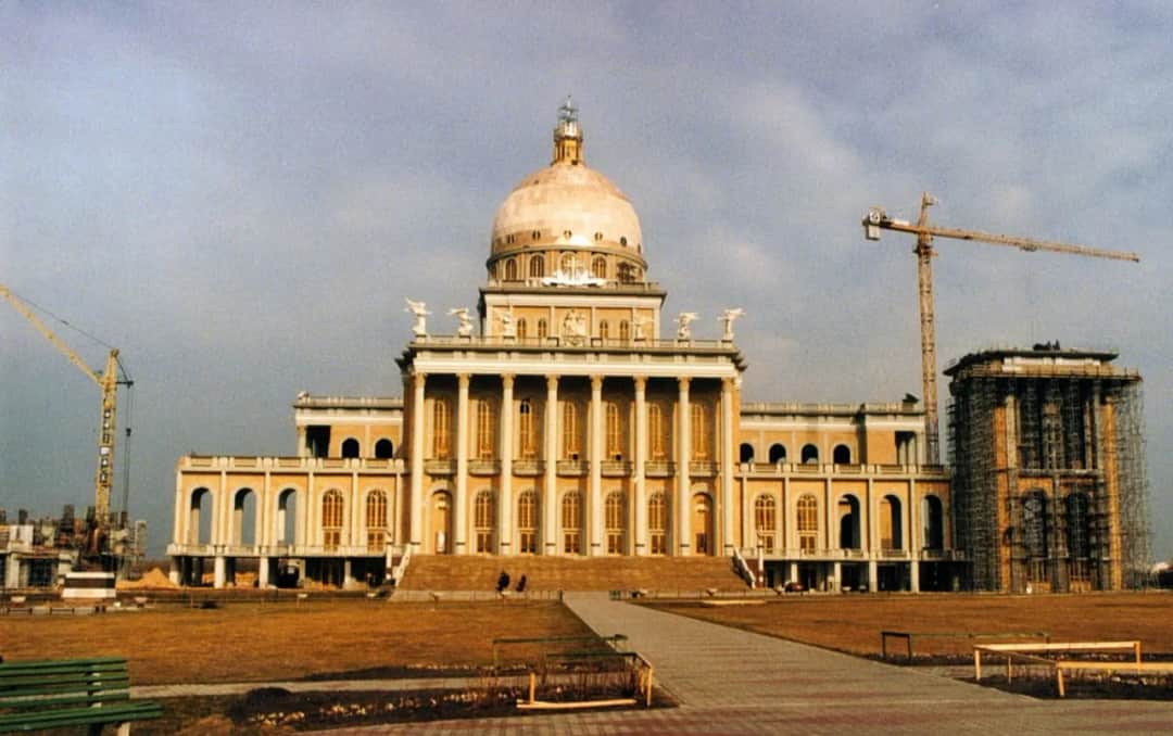 Koszt budowy bazyliki w Licheniu: Szokująca kwota i fakty