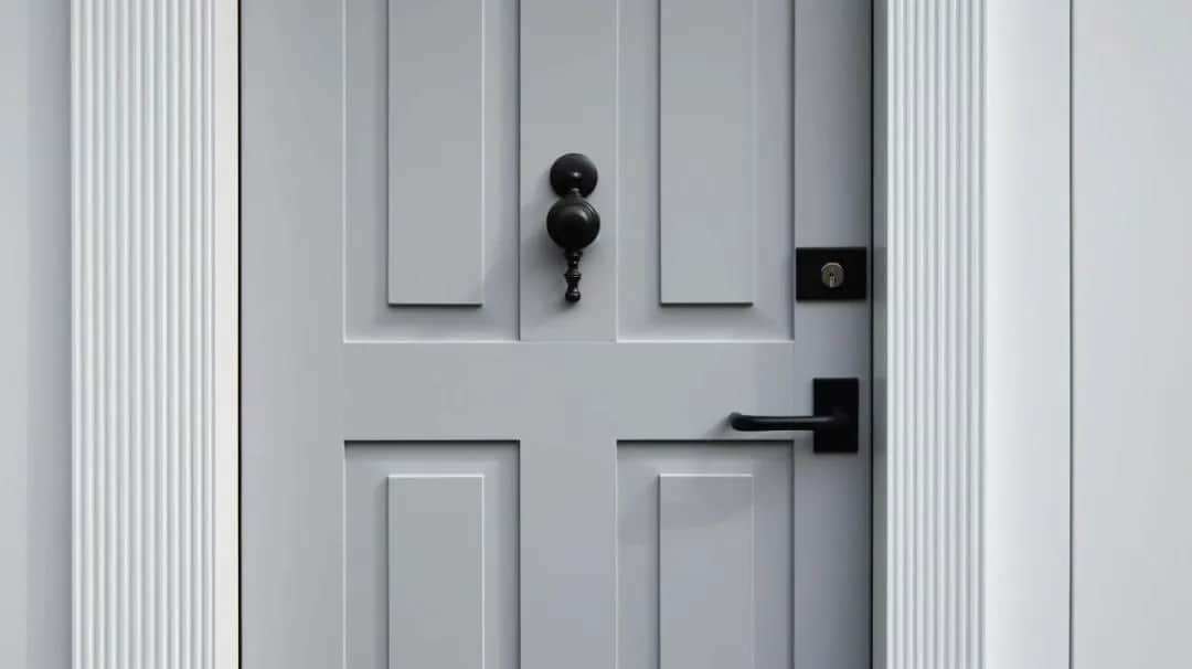 Jak wybrać najlepszą futrynę do drzwi wejściowych i nie żałować decyzji