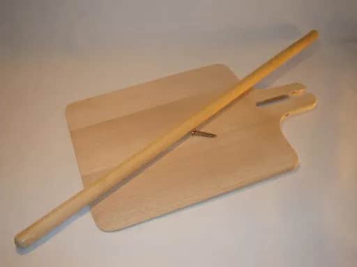 Łopata do pizzy drewniana czy metalowa - która jest lepsza dla Ciebie?