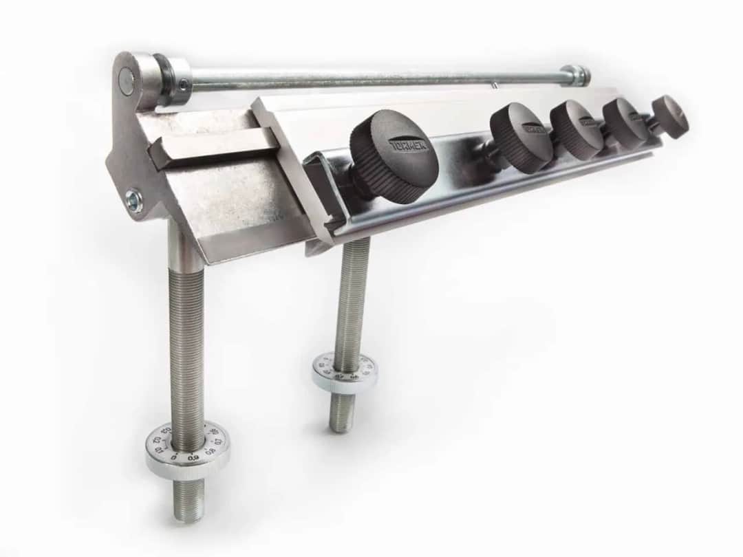 Najlepsze przyrządy do ostrzenia noży kuchennych - kompletny przegląd typów ostrzałek